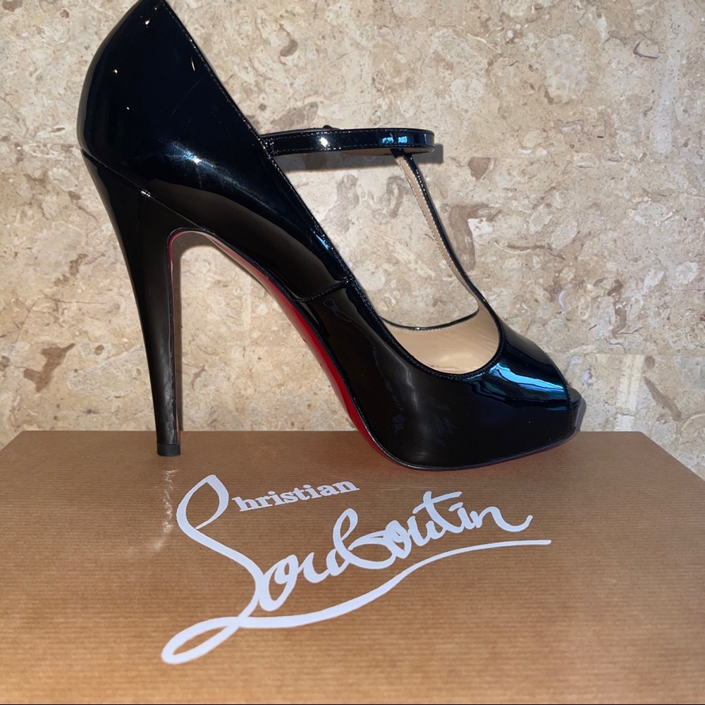 Burlina Black Patent leather T strap peep toe pump